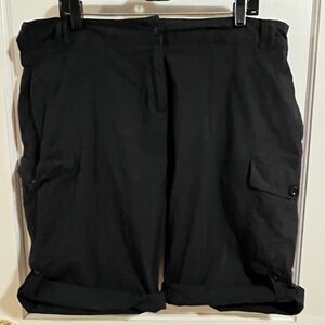 Ellos Plus Women’s 18w Black Convertible Cargo Shorts.
